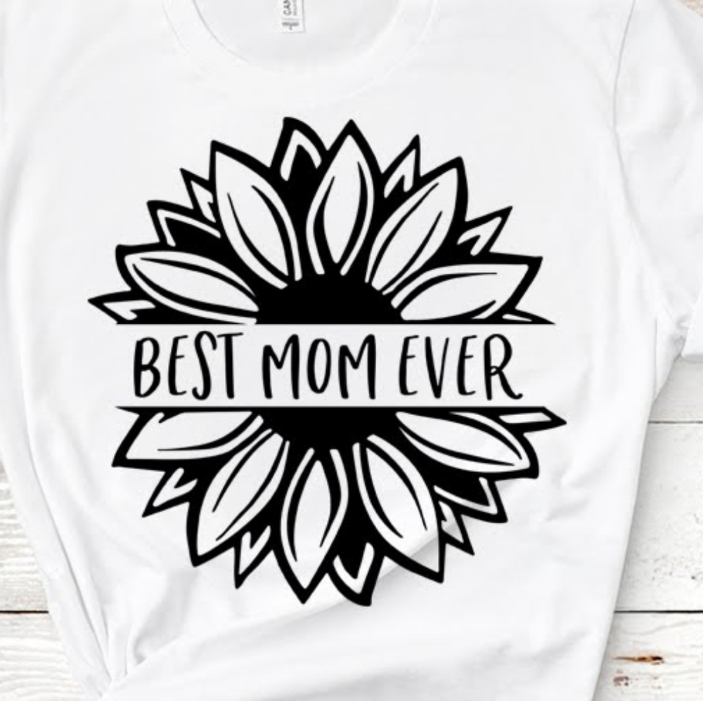MOM t-shirt